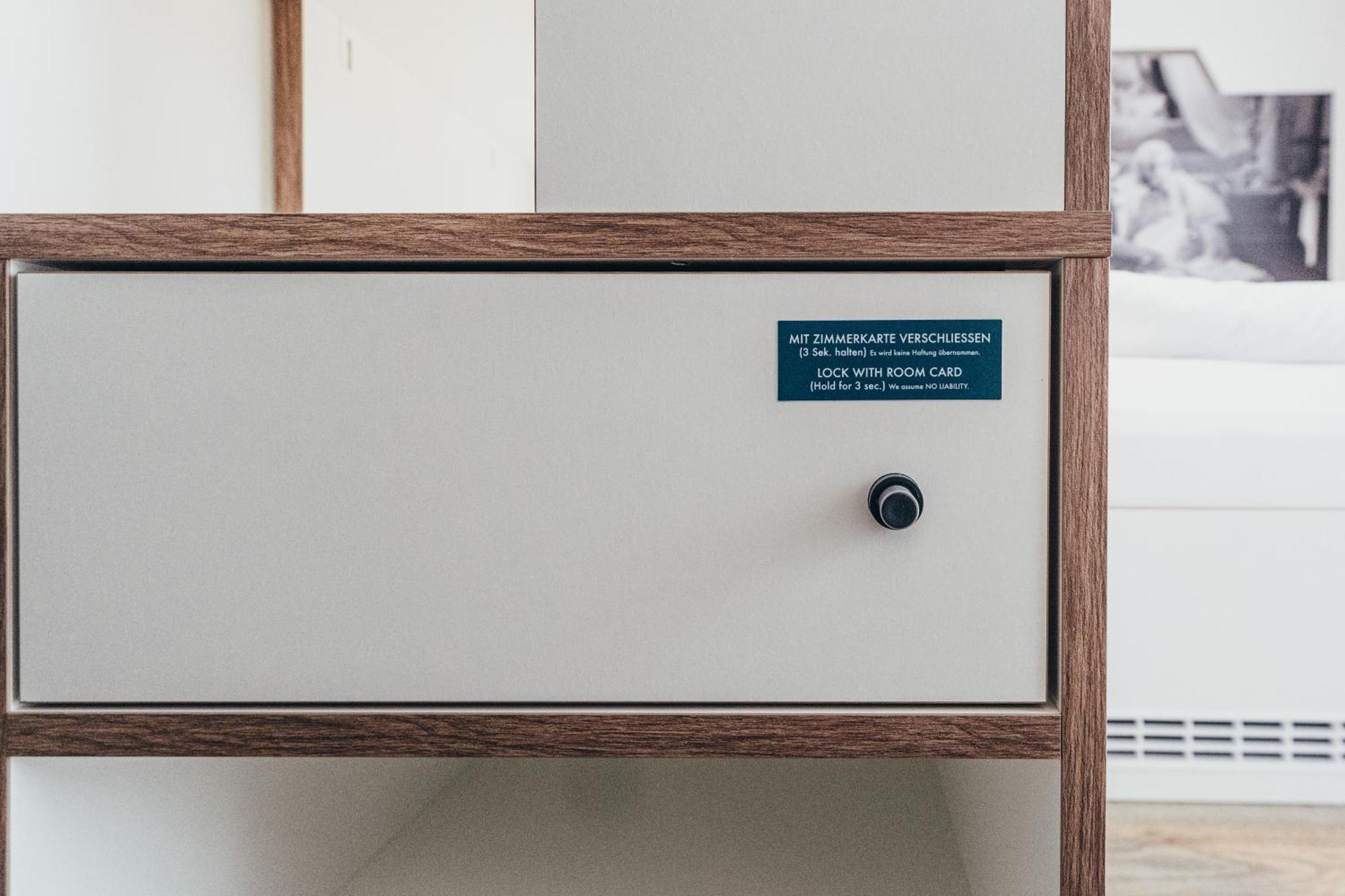 Schlafraum Schluesslberg-dein Smartes Hotel-contactless Check-in Bed & Breakfast Schlusslberg